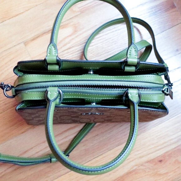 Coach Handbag - Picture 3 of 3